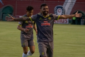 Orense SC recurre a uno de los foráneos más rendidores del país (OFICIAL)