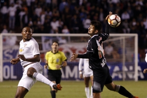 Jugoso premio si eliminan al Gigante de la Colina (OFICIAL)