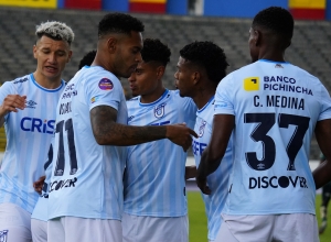 ¡Universidad Católica NO TUVO PIEDAD y metió de a 6 para poner al Rojo Vivo la pelea por el 6to Puesto!