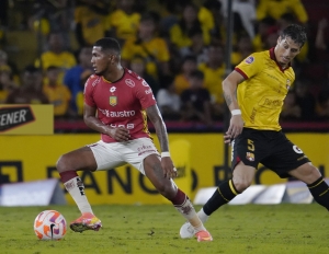 HUBO SORPRESA EN LA NOCHE COLORADA: Luis Estupiñán se muda para el Austro ecuatoriano