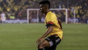 El Ídolo del Astillero arrima el hombro por el Expreso