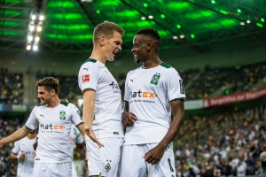 Borussia Monchengladbach dio la sorpresa (RESUMEN)
