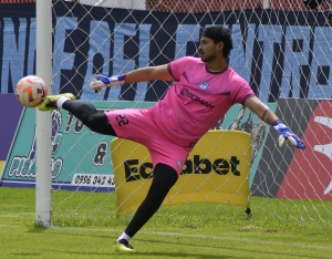 No se pudo cumplir la hazaña para el Bombillo (RESUMEN)