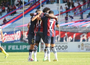 La AKD está de fiesta: Deportivo Quito goleó y clasificó por anticipado a la próxima ronda en la Segunda Categoría