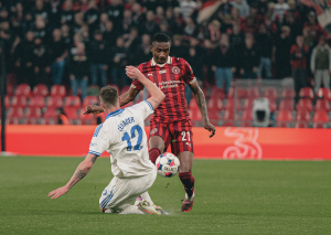 Denil Castillo se estrena formalmente con el Shakhtar Donetsk