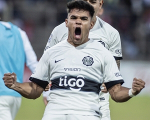 El Reemplazo de Alzugaray: ¡LDU se lanza al ataque por Potente Extremo que metió 12 goles en 2025!