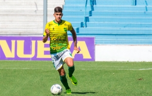 Lo cierto es que un extranjero tiene que venir (AUDIO)