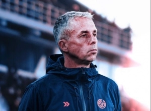 Humo blanco en camino para Liga, con Gustavo Álvarez como el gran opcionado para el banquillo de la U