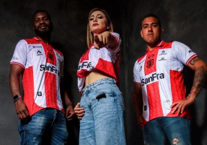 Medio siglo de historia no podía venir solo (VIDEO)