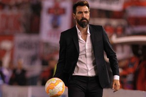 ¿Se aleja del Rey de Copas?