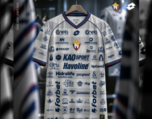 El precio de la quiebra... El Nacional presentó una camiseta de edición especial debatible