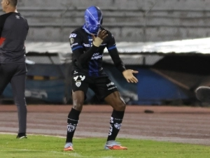 IDV alcanza el récord de racha ganadora más larga de la historia con una remontada de película