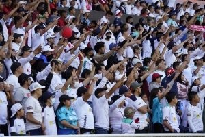 Hinchada LDU 2