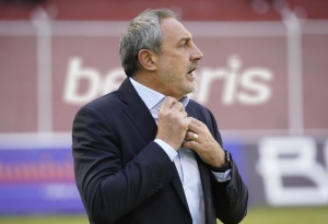 ¡El “Duro” de la parte económica en LDU responde a los hinchas que piden la salida de Marini!