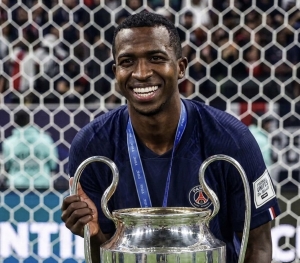 ¡Willian Pacho bicampeón de la UEFA Champions League con el PSG!