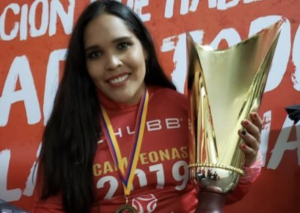 Un pasito hacia adelante en el estadio Alejandro Serrano Aguilar