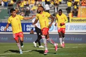 Aucas propina una categórica goleada a Leones y se afianza en la pelea por clasificar a la Copa Libertadores