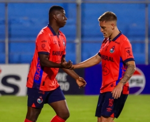 ¡La hora cero llegó para Alejandro Cabeza! Sus primeros minutos y una victoria junto al Municipal