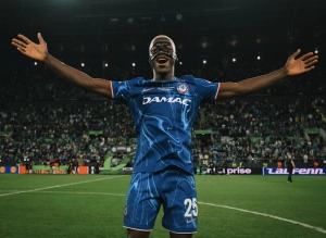 Moises Caicedo 39