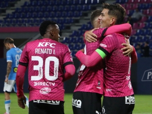 Independiente gana un duelo clave en sus sueños de etapa