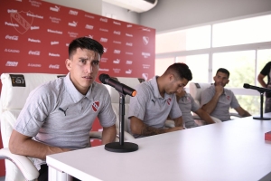 “Me gritó apuntándome con un arma y me puso contra el taxi”