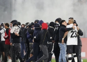 En Santiago manda Colo Colo y Gustavo Quinteros (RESUMEN)