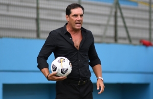 “Quedo con impotencia… Nos salió lo que quería y se nos va un punto al final” (ENTREVISTA)