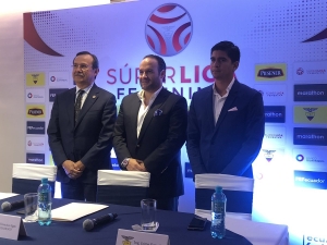 O entienden a las buenas o a las malas (DOCUMENTO)