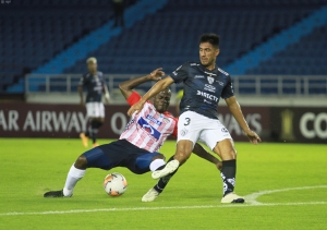 Fuerte tirón de orejas para los Negriazules (RESUMEN)