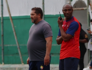 ¡PREMIO A LOS MÉRITOS Y LA PACIENCIA! El Nacional ratificó a Juan Carlos Pérez como su DT