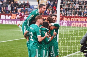 LIVERPOOL NO PERDONA: Gana otra vez y mantiene su lugar en lo más alto de la Premier League