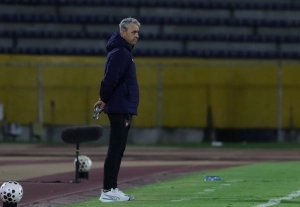El polémico aviso de "tendrán que aguantarme" con el que Tiago Nunes descarta su salida de Liga