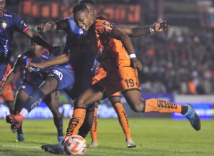 Éber Caicedo recibió tarde la confianza y no pudo salvar al Real Tomayapo en Montero (RESUMEN)