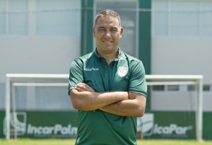 ¡Aparece el NOMBRE DEL NUEVO DT de Orense para reemplazar a Santiago Escobar!