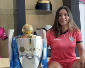 Meliza Martínez DA UN GRAN SALTO PROFESIONAL y jugará la Primera RFEF Femenina
