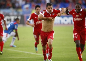 ¡No se olvidó del Rey de Copas en el día de su Retiro! (VIDEO)