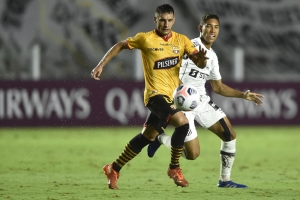 La Copa Libertadores nominó el gol de Emmanuel Martínez con Barcelona (VIDEO)