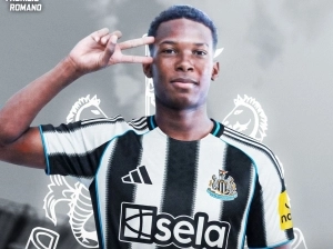 Llegó el Here We Go: Fabrizio Romano confirma el fichaje de Johan Martínez por el Newcastle United