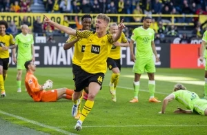 Borussia Dortmund 6