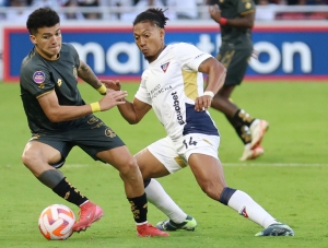 El Pato PROPONE CAMBIOS y Liga necesita ganar por dos o más para seguir en la Libertadores