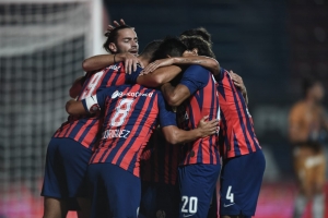 Buen arranque para el Ciclón (RESUMEN)