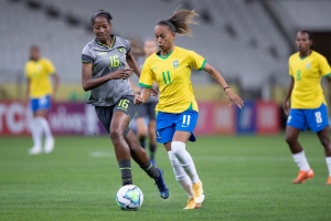 La Tri vive una pesadilla ante la Canarinha (RESUMEN)