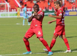 ¡Kevin Mina anotó su 7mo gol en Bolivia con un Cabezazo Imparable! (VIDEO)