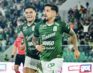 ¡Joffre Escobar marcó Doblete para Cristal y John Narváez vio la Roja!