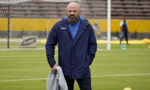 “ES QUE ES MUY FUERTE Y PROFUNDO EL TEMA”: Miguel Ángel Loor no pasa por alto el ESCÁNDALO en la Segunda Categoría