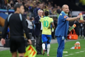 Carlo Ancelotti-Vinicus-Brazil-Paraguay-fifa-world-cup-2026-qualifier