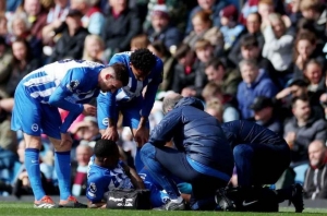 Marcador de tenis para un Ecua Brighton motivado