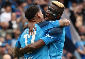 Napoli roza el titulo de la Serie A Tim