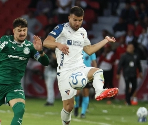 Marcelo Weigandt sintió que le podía hacer un ofrecimiento a la hinchada de LDU