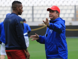 ¿Y a quién le dio la 10 el Bolillo? (OFICIAL)